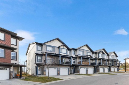 443 Sage Hill Grove Nw, Calgary, AB - Outdoor With Facade