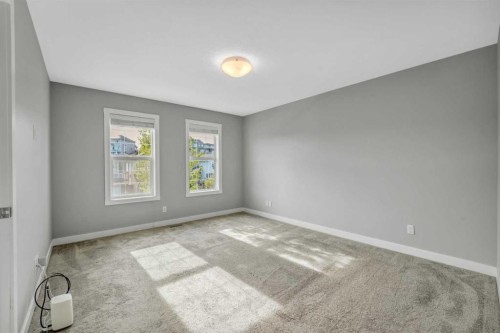315 Hillcrest Drive Sw, Airdrie, AB - Indoor Photo Showing Other Room