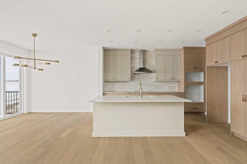 529 Lucas Way Nw, Calgary, AB - Indoor Photo Showing Kitchen