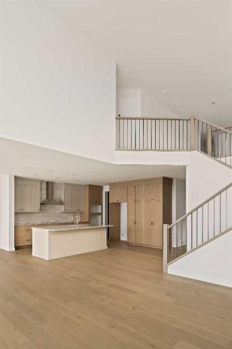 529 Lucas Way Nw, Calgary, AB - Indoor