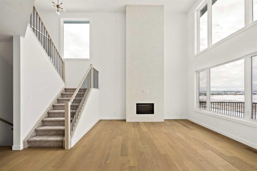 529 Lucas Way Nw, Calgary, AB - Indoor Photo Showing Other Room