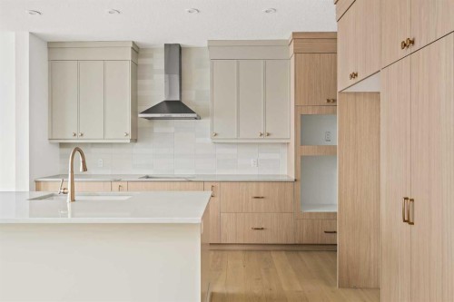 529 Lucas Way Nw, Calgary, AB - Indoor Photo Showing Kitchen