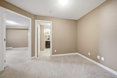2119-81 Legacy Boulevard Se, Calgary, AB - Indoor Photo Showing Other Room
