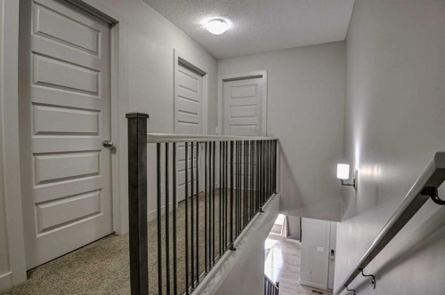78 Marquis Heights Se, Calgary, AB - Indoor Photo Showing Other Room