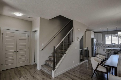 78 Marquis Heights Se, Calgary, AB - Indoor Photo Showing Other Room