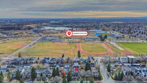 1739 49 Avenue Sw, Calgary, AB - Outdoor With View