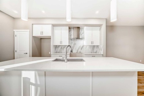 1168 Mahogany Boulevard Se, Calgary, AB - Indoor Photo Showing Kitchen