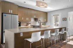 1511 23 Avenue SW Calgary, AB T2T 0T8