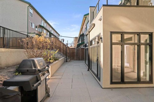 1511 23 Avenue Sw, Calgary, AB - Outdoor With Exterior