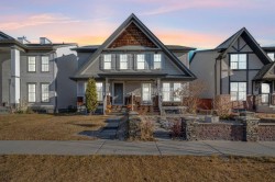 207 Elgin Meadows SE Calgary, AB T2Z 0M3