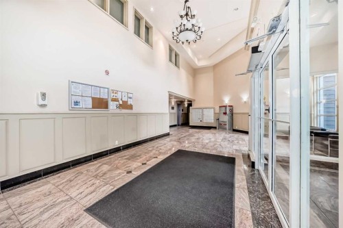 271-333 Riverfront Avenue Se, Calgary, AB - Indoor Photo Showing Other Room