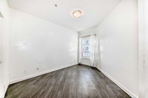 271-333 Riverfront Avenue Se, Calgary, AB - Indoor Photo Showing Other Room