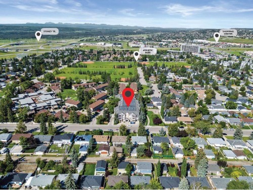 109-4507 45 Street Sw, Calgary, AB - Outdoor With View