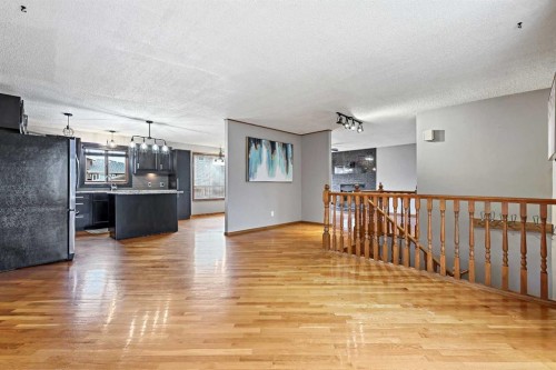 128 Ventura Way Ne, Calgary, AB - Indoor