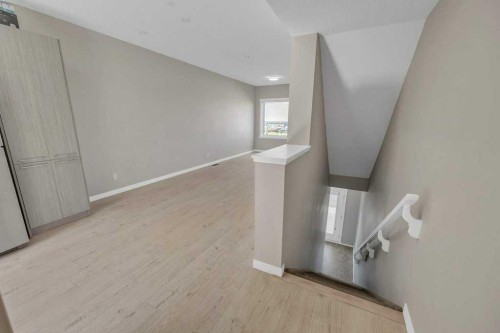 903-218 Sherwood Square Nw, Calgary, AB - Indoor Photo Showing Other Room