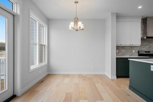 76 Creekview Manor Sw, Calgary, AB - Indoor Photo Showing Other Room