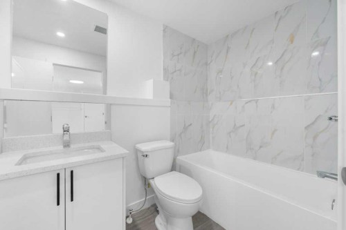 361 Martinwood Place Ne, Calgary, AB - Indoor Photo Showing Bathroom