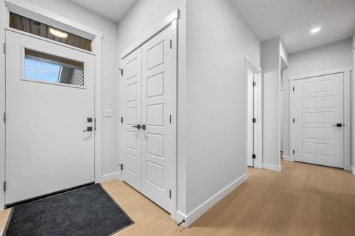 56 Creekstone Grove Sw, Calgary, AB - Indoor Photo Showing Other Room