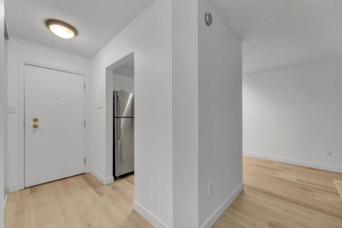 508-1330 15 Avenue Sw, Calgary, AB - Indoor Photo Showing Other Room