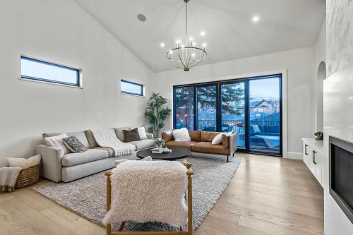 56 Lissington Drive Sw, Calgary, AB - Indoor Photo Showing Living Room