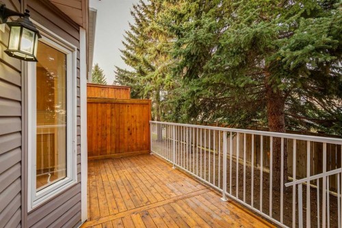 246 Cedarwood Park Sw, Calgary, AB - Outdoor With Exterior
