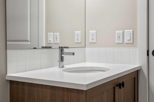 62 Amblefield Common Nw, Calgary, AB - Indoor Photo Showing Bathroom