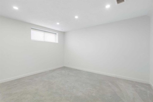 211 Elgin Meadows Gardens Se, Calgary, AB - Indoor Photo Showing Other Room