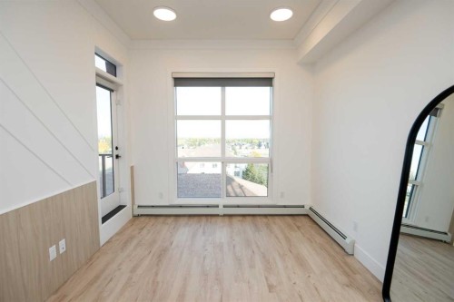 414-330 Dieppe Drive Sw, Calgary, AB - Indoor Photo Showing Other Room