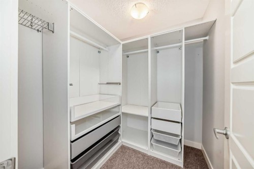 98 Legacy Lane Se, Calgary, AB - Indoor