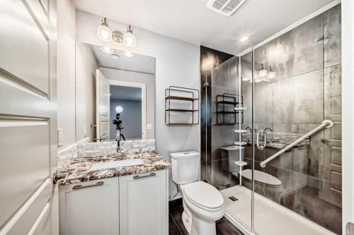 98 Legacy Lane Se, Calgary, AB - Indoor Photo Showing Bathroom