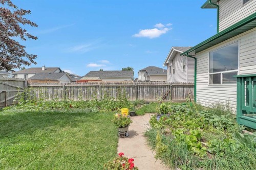 15 Harvest Rose Circle Ne, Calgary, AB - Outdoor