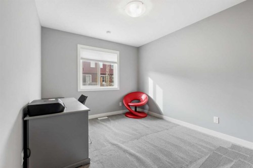 3 Sage Bluff Heights Nw, Calgary, AB - Indoor