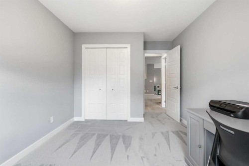 3 Sage Bluff Heights Nw, Calgary, AB - Indoor