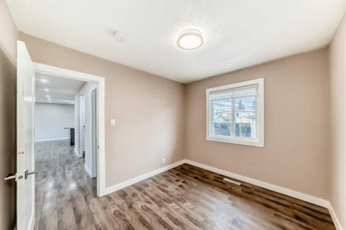 1835 42 Street Se, Calgary, AB - Indoor Photo Showing Other Room