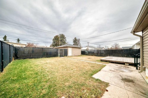 1835 42 Street Se, Calgary, AB - Outdoor