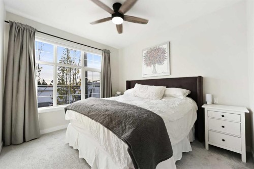 4929 20 Street Sw, Calgary, AB - Indoor Photo Showing Bedroom