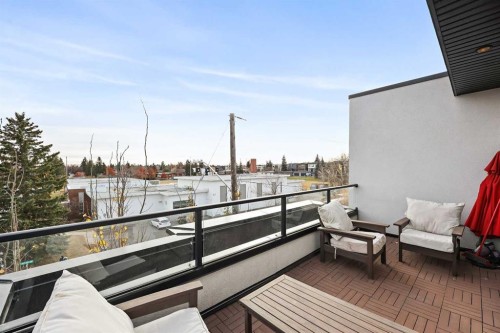 4929 20 Street Sw, Calgary, AB - Outdoor With Exterior