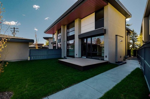 3C Willow Crescent Sw, Calgary, AB - Outdoor