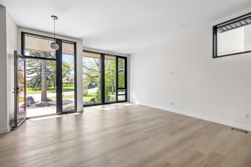 3C Willow Crescent Sw, Calgary, AB - Indoor