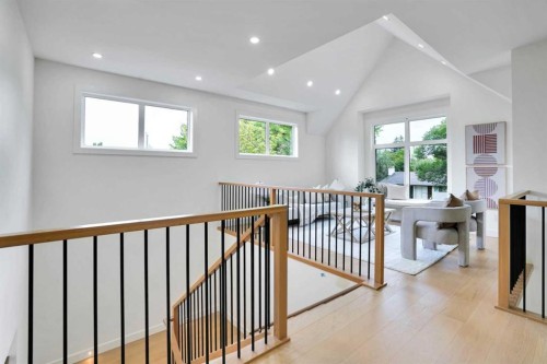 6312 Lacombe Way Sw, Calgary, AB - Indoor Photo Showing Other Room