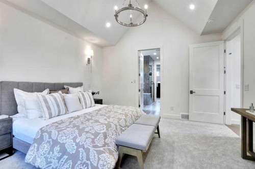 6312 Lacombe Way Sw, Calgary, AB - Indoor Photo Showing Bedroom