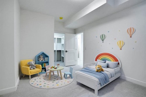 6312 Lacombe Way Sw, Calgary, AB - Indoor Photo Showing Bedroom