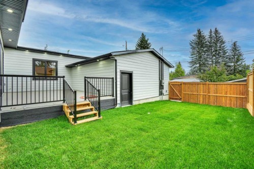 6312 Lacombe Way Sw, Calgary, AB - Outdoor With Exterior