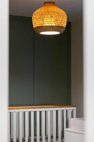 196 Belmont Terrace Sw, Calgary, AB - Indoor Photo Showing Other Room