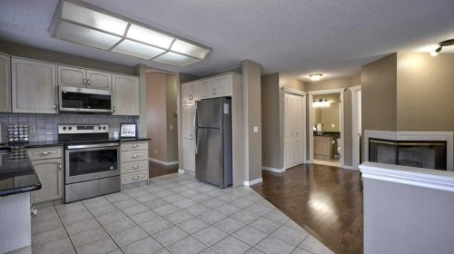 138 Sierra Morena Green Sw, Calgary, AB - Indoor Photo Showing Kitchen With Stainless Steel Kitchen