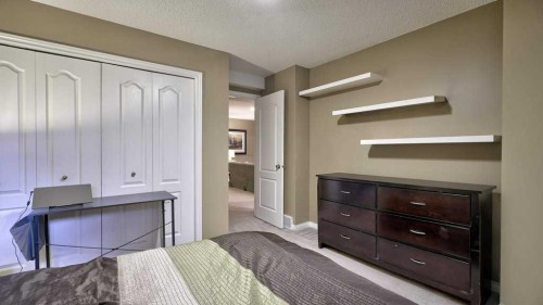 138 Sierra Morena Green Sw, Calgary, AB - Indoor Photo Showing Bedroom