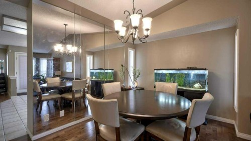 138 Sierra Morena Green Sw, Calgary, AB - Indoor Photo Showing Dining Room