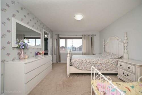 109 Red Embers Crescent Ne, Calgary, AB - Indoor Photo Showing Bedroom