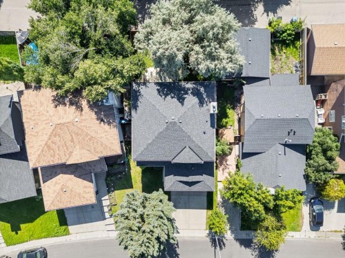 212 Mckerrell Way Se, Calgary, AB - Outdoor