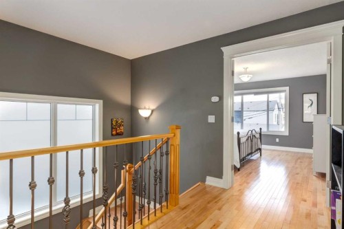 1406 29 Street Sw, Calgary, AB - Indoor Photo Showing Other Room